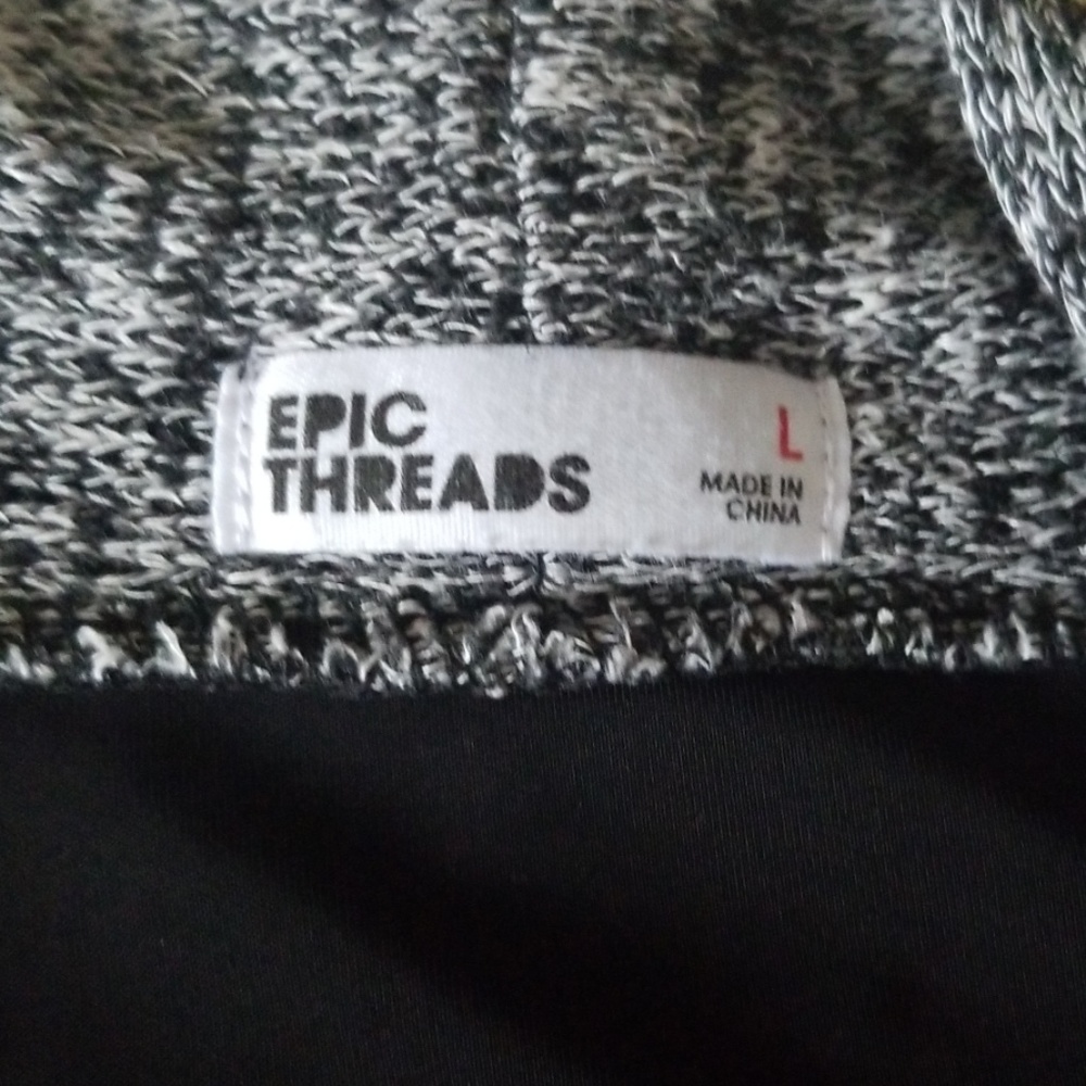 Cardigan - Picture 2 of 3